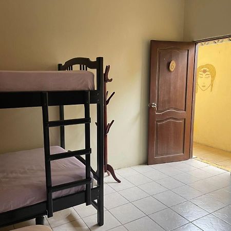 Chaqana Hostel Салинас Экстерьер фото