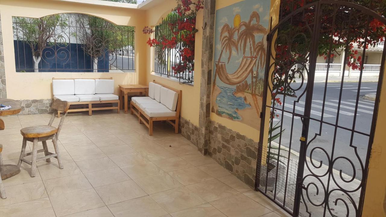 Chaqana Hostel Салинас Экстерьер фото